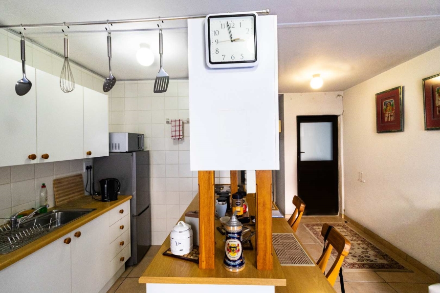 1 Bedroom Property for Sale in Sandbaai Western Cape